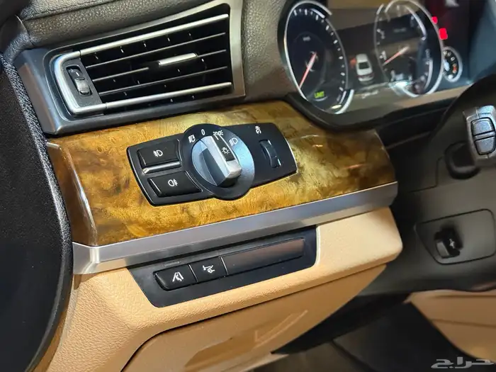 بي ام دبليو 740L  2013 فل كامل(( بحالة ممتازة )) 7