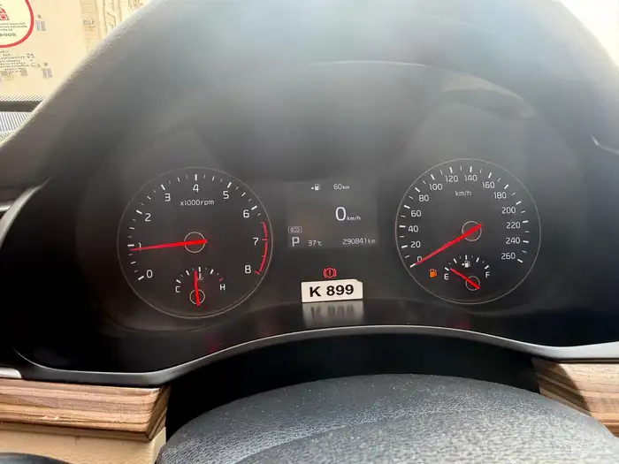 KIA CADENZA 2017 4