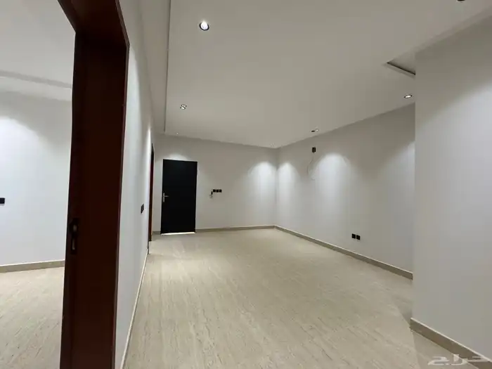 دور اول للايجار حي أسس المرجان 2