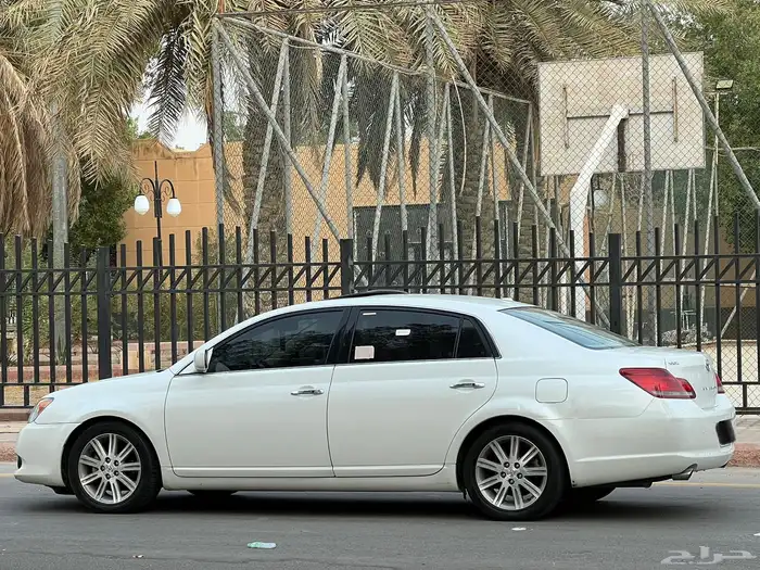 تويوتا افالون 2010 فل سعودي 3