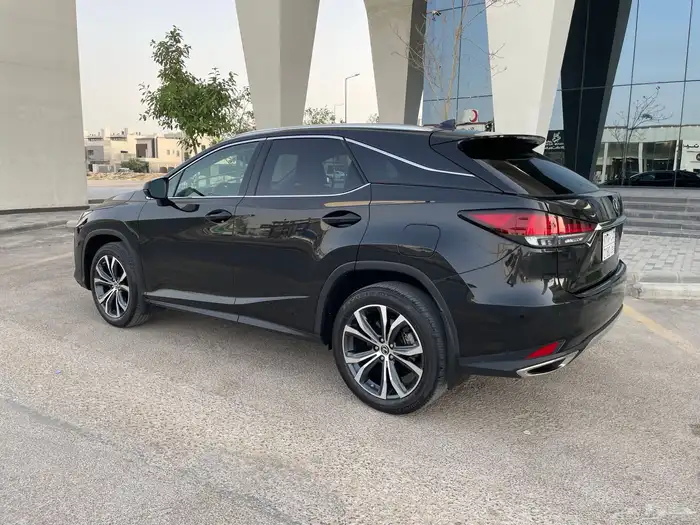 لكزس RX350 2022 3