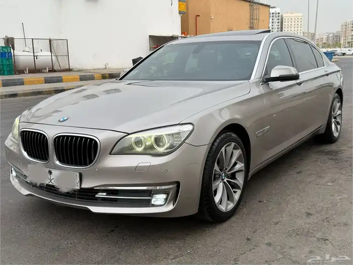 بي ام دبليو 730Li موديل 2014 2
