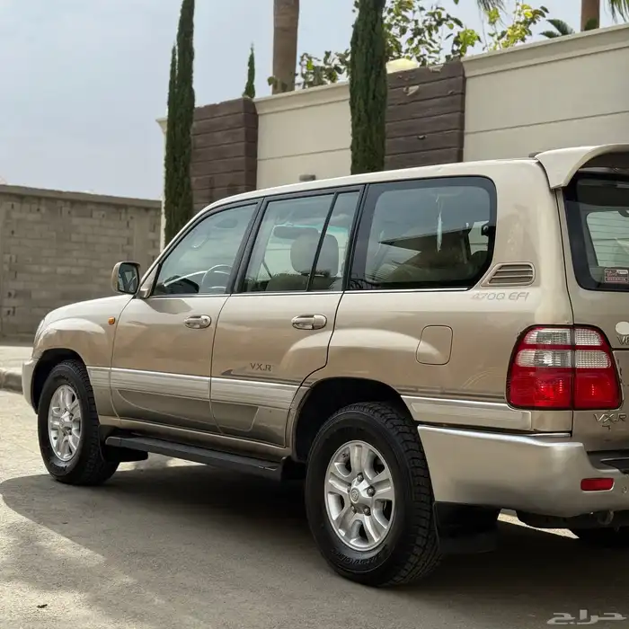 لاندكروزر VXR قير عادي اساس - 2004 وكالة كامل 10