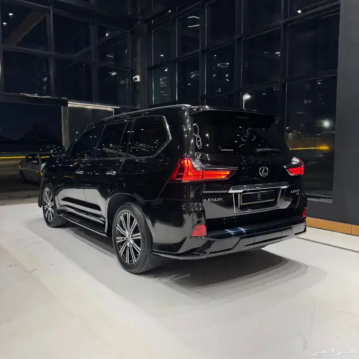 لكزس LX 570s 2020 مستخدم 1