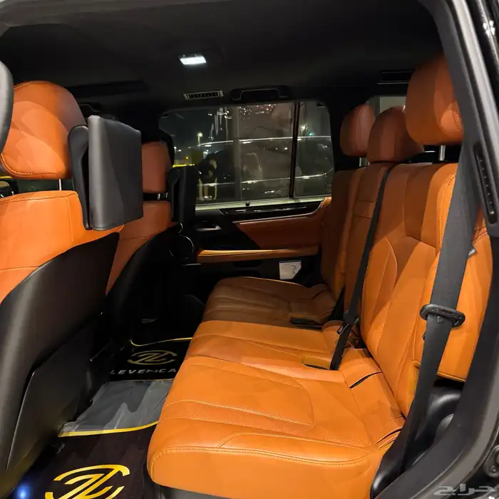 لكزس LX 570s 2020 مستخدم 6