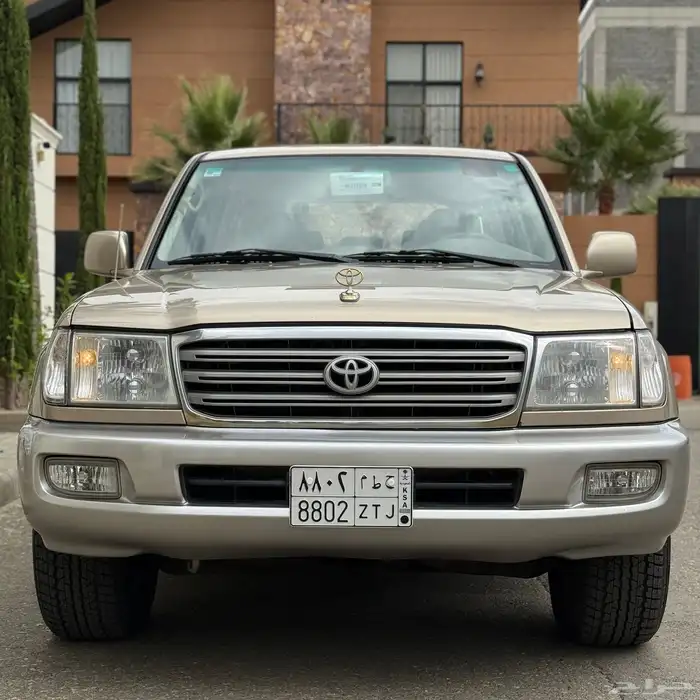 لاندكروزر VXR قير عادي اساس - 2004 وكالة كامل 17