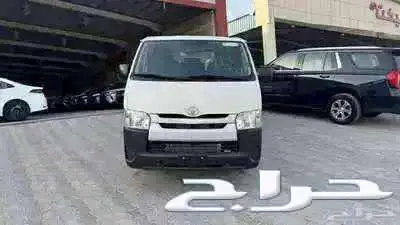 تويوتا هايس 2025 سقف واطي قير عادي بنزين بضاعة 1