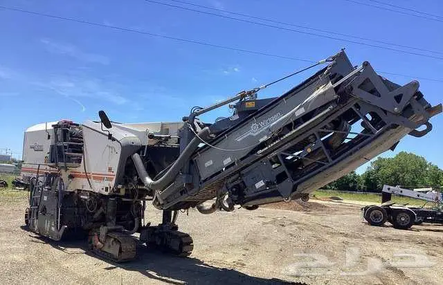 للبيع قشاطه Wirtgen W210 موديل 2011 1