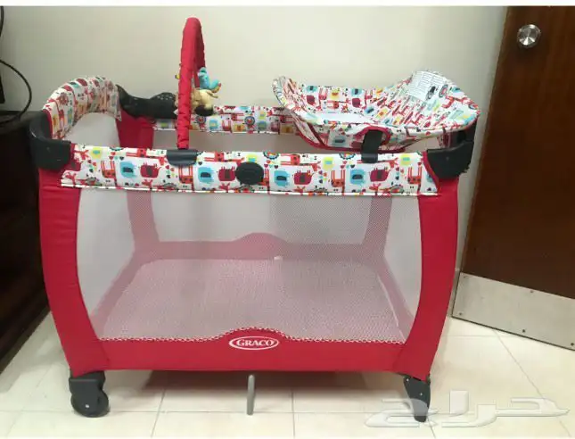 سرير اطفال GRACO ألماني 1