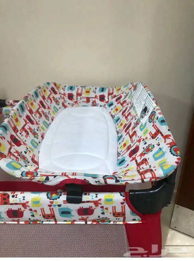سرير اطفال GRACO ألماني 0