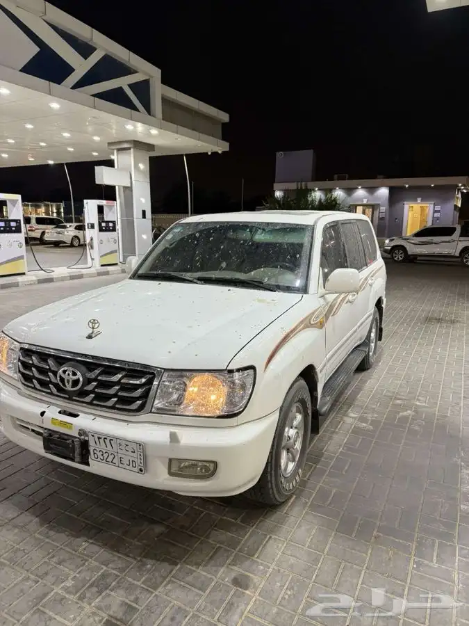 لاندكروزر 2002 VXR فل كامل 3