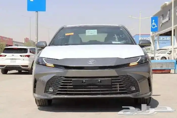 تويوتا كامري اي بلص 3
