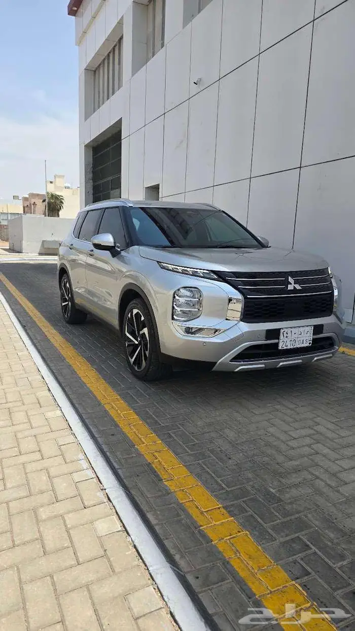 ميتسوبيشي اوتلاندر 5