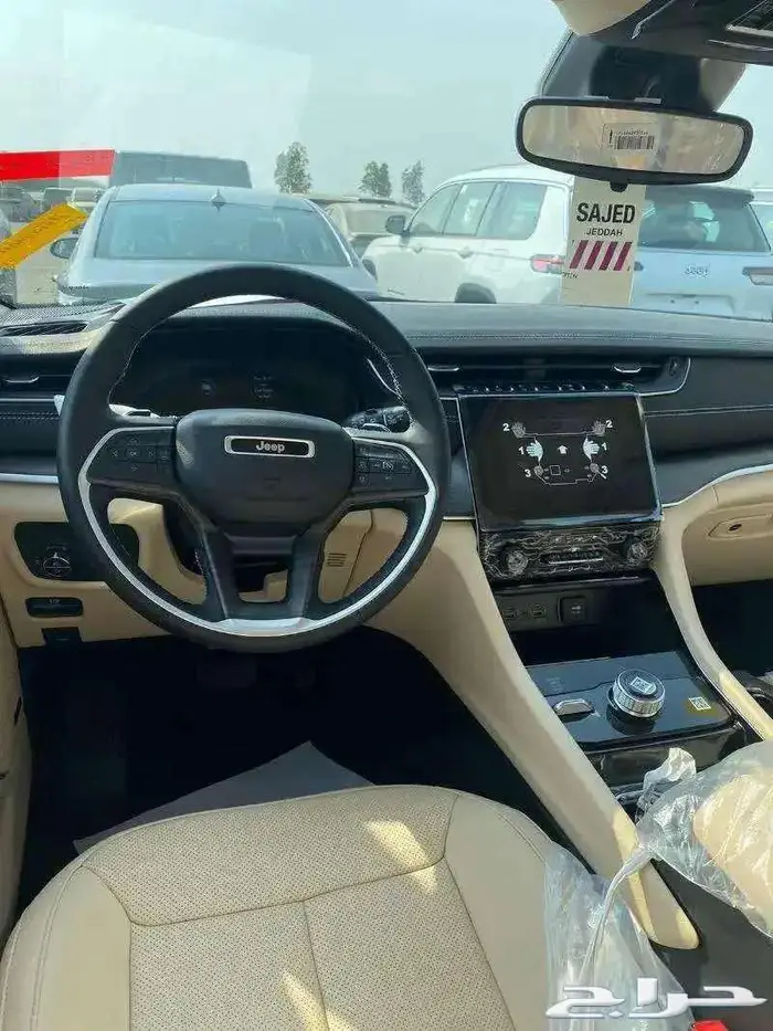 جيب جراند شيروكي 2023 ليمتد بلس 5