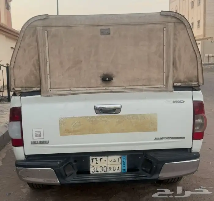 ايسوزو ديماكس 2008 للببع 3