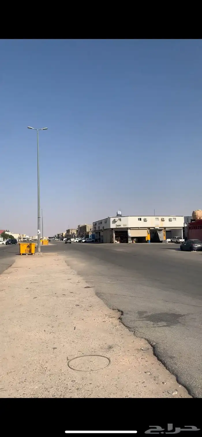 مجمع للتنازل بالصناعيه - اربع  فتحات على الشارع 1