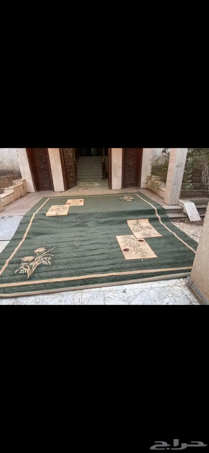 سجادة ( مفرشة ) للبيع 0