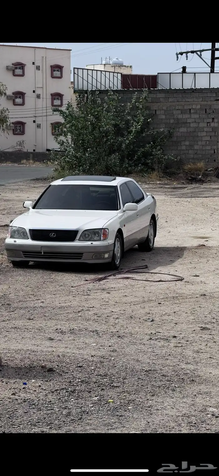 لكزس LS400 1