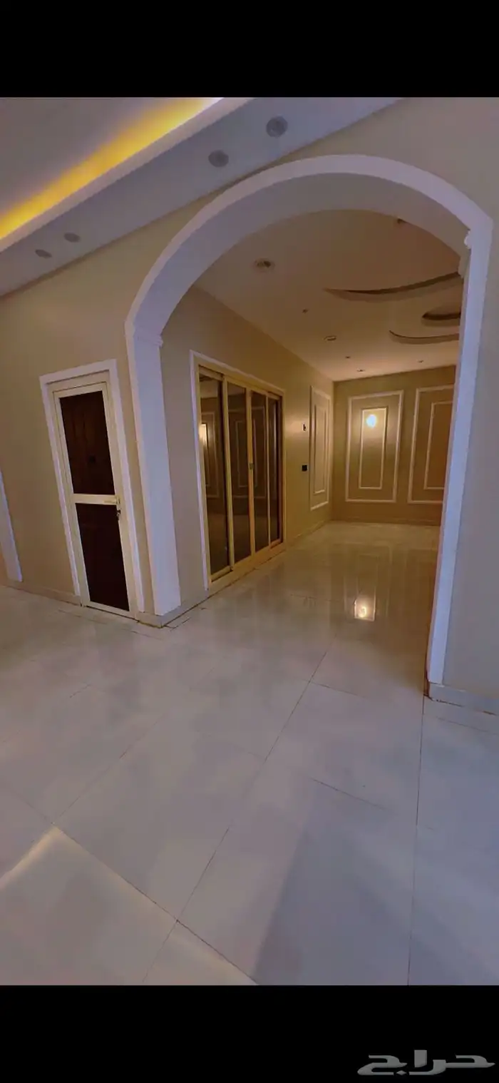 شقة دور ارضي ثلاثه مداخل من غير الفرش لم تسكن جديده 19