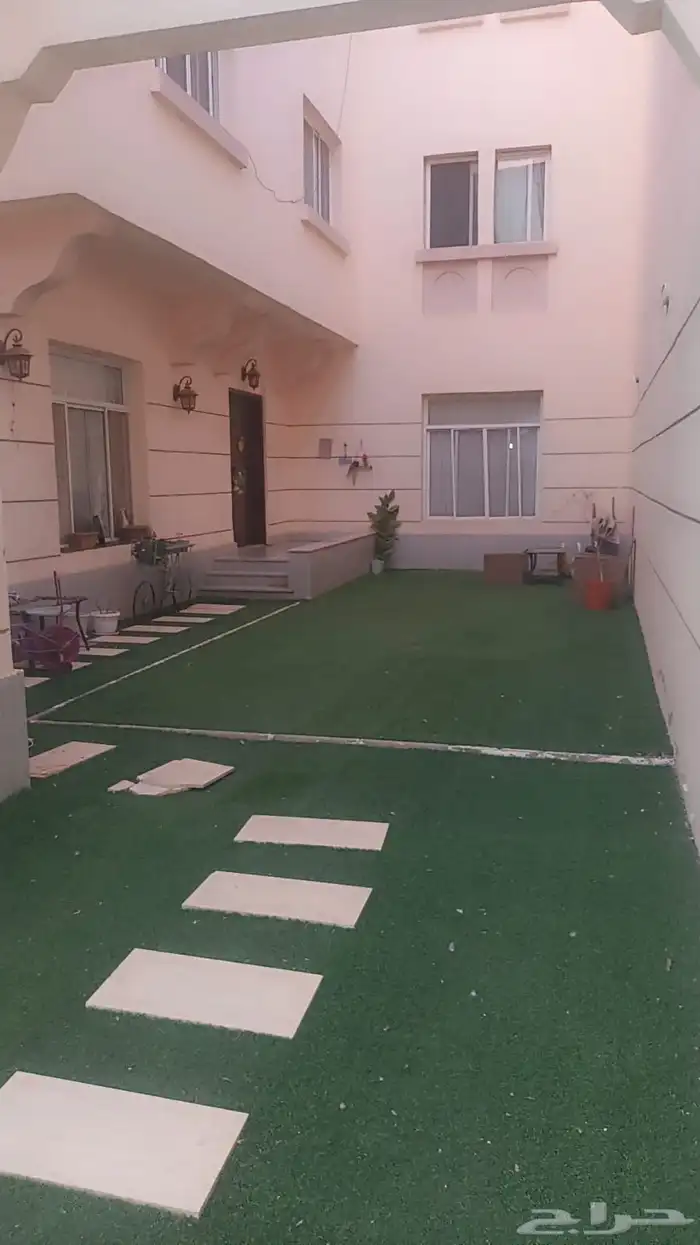 للبيع فيلا في التلال الغربي داخل الحد تم تنزيل السعر الى 850 5