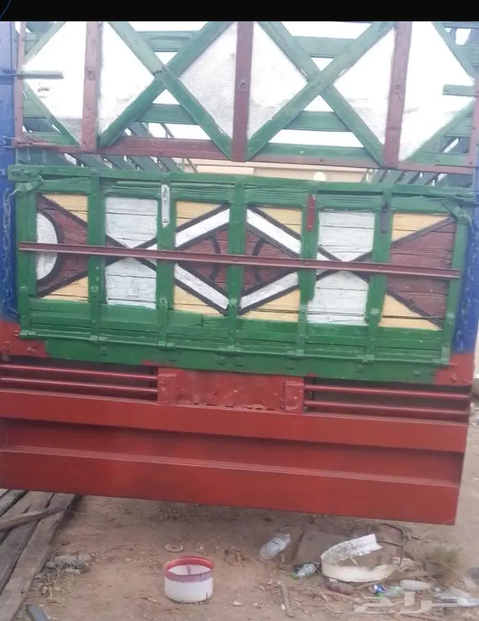 صندوق لوري سكس خشب 0