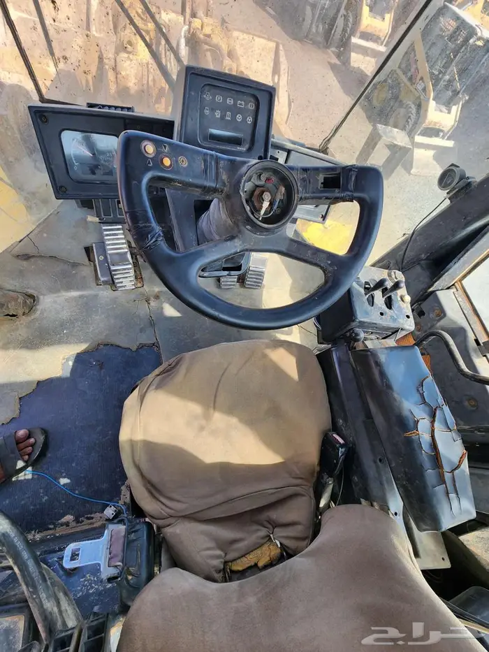 شيول كتربلر 980G موديل 98 معرض رواد المعدات 4