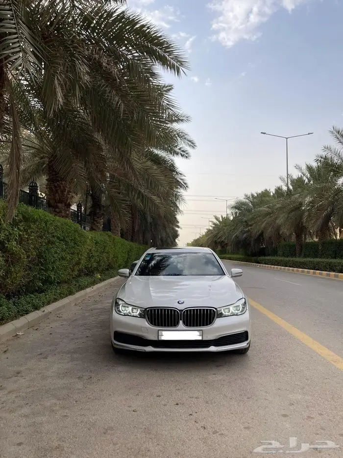 بي ام دبليو 730 نظيف 2