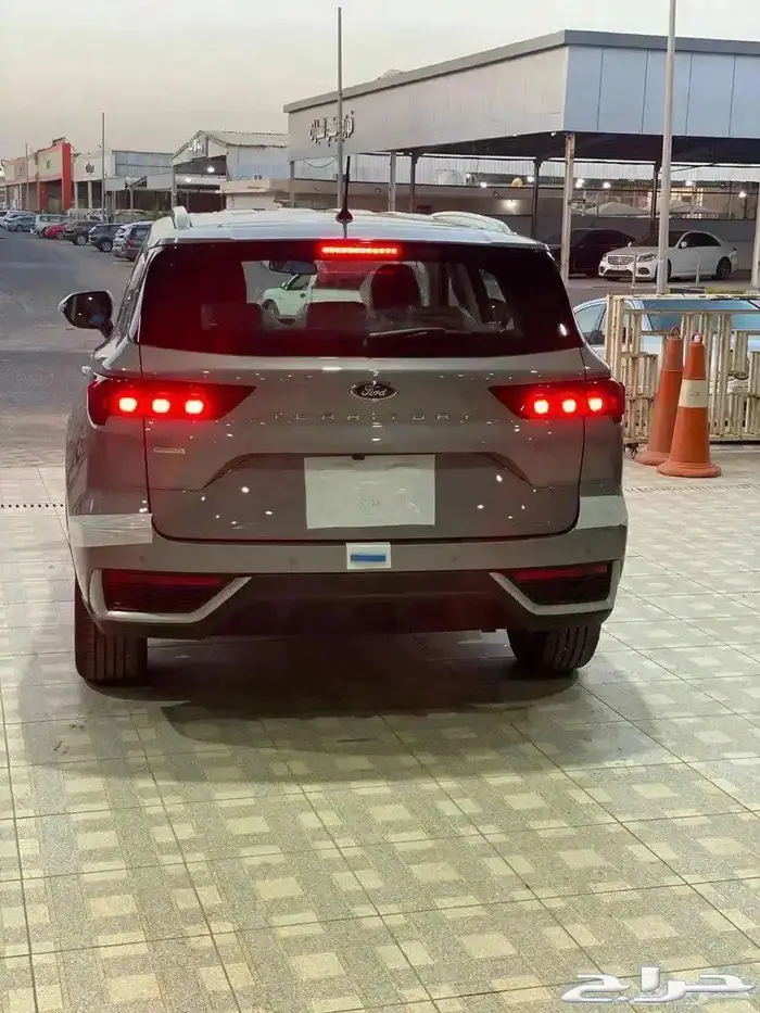 فورد تيرتوري امبيانتي 2025 4