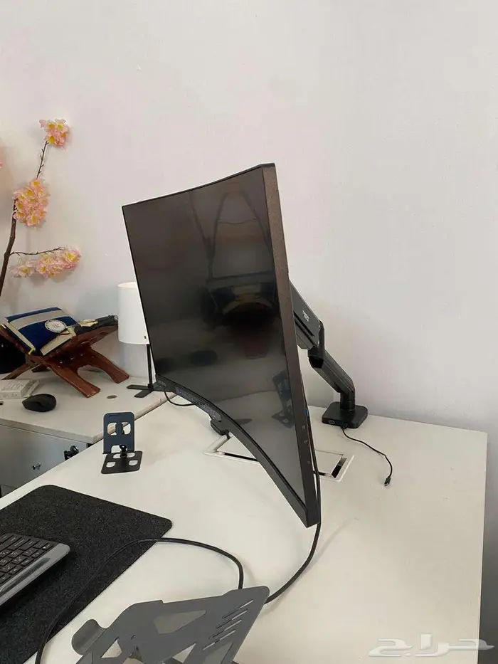 شاشة العاب قيمنج 5