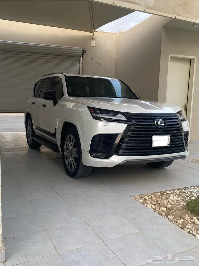 لكزس 600LX جيب اعلى فئة في اي بي VIP عبداللطيف جميل 1
