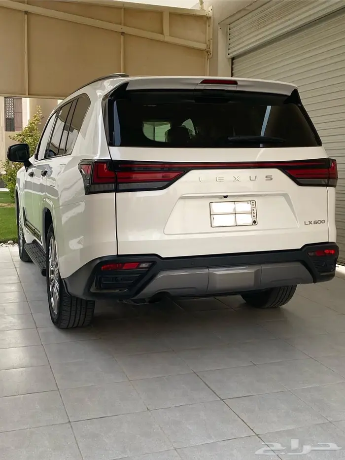 لكزس 600LX جيب اعلى فئة في اي بي VIP عبداللطيف جميل 3