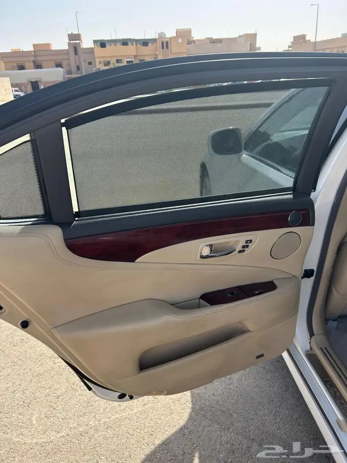 لكزس LS460L 2010 14