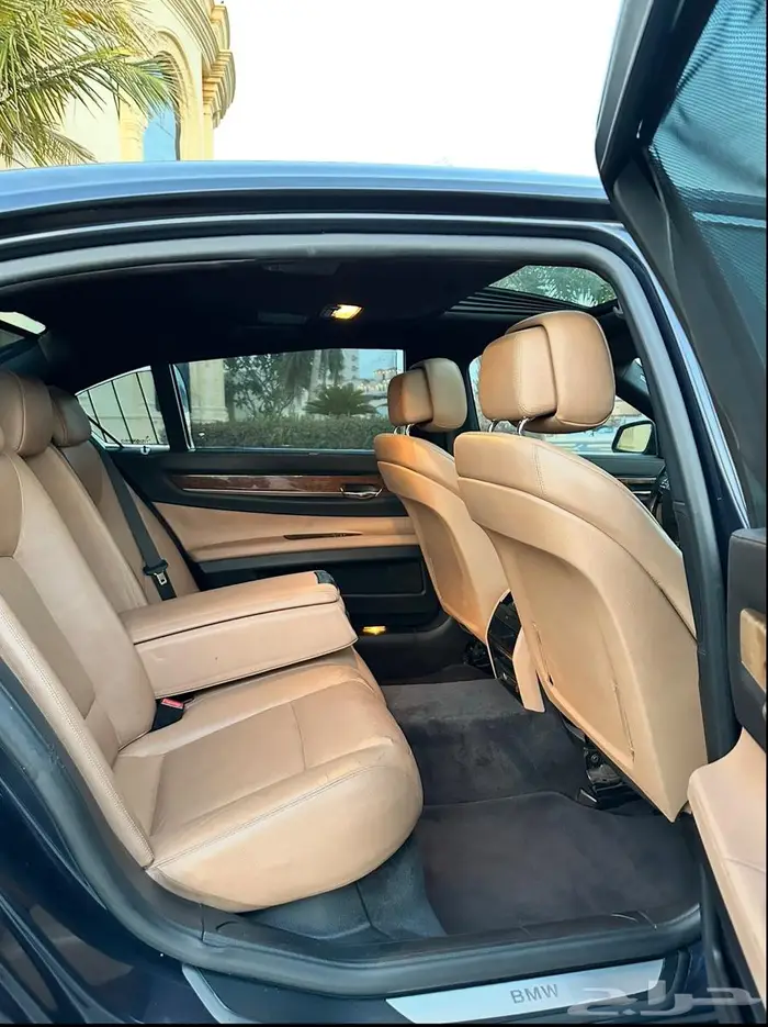 للبيع BMW 740 لارج نظيف 2011 صيانات شركة 25