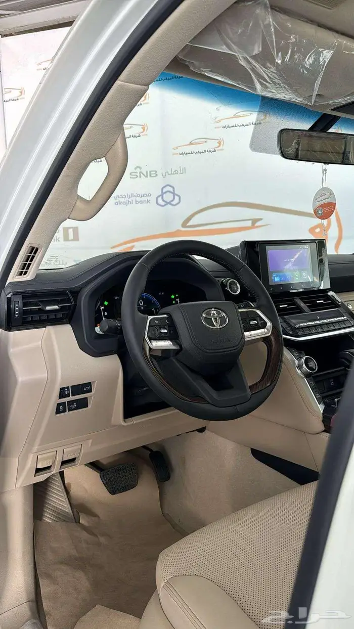 تويوتا لاندكروزرGXRL4كمرات فل كامل بريمي2025-327.000 4