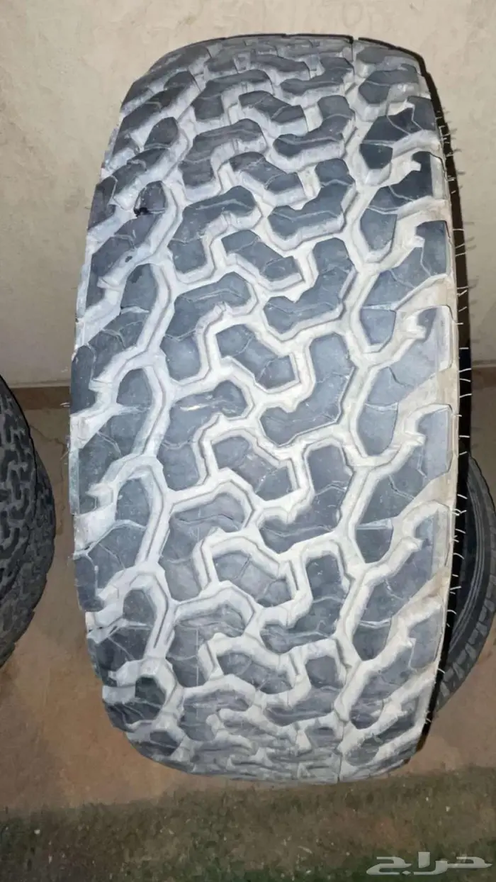 عدد 3 كفر حجري 285 70 R17 1