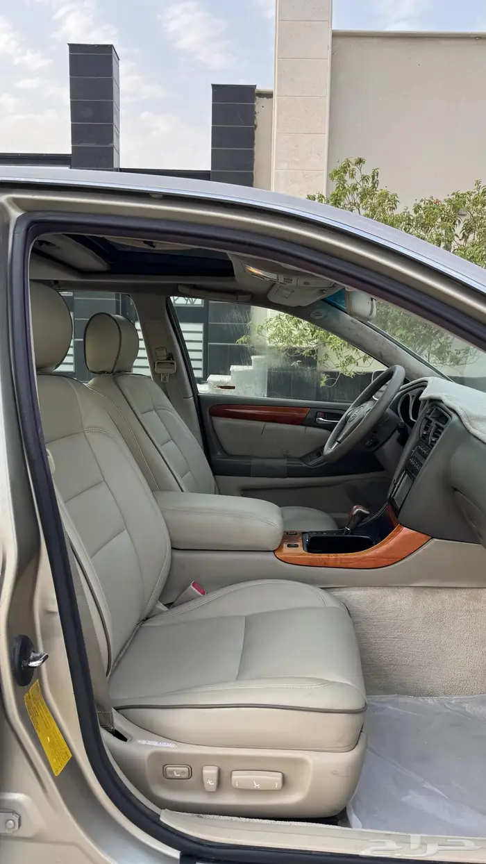 للبيع لكزس GS300 2001 عبداللطيف جميل 16