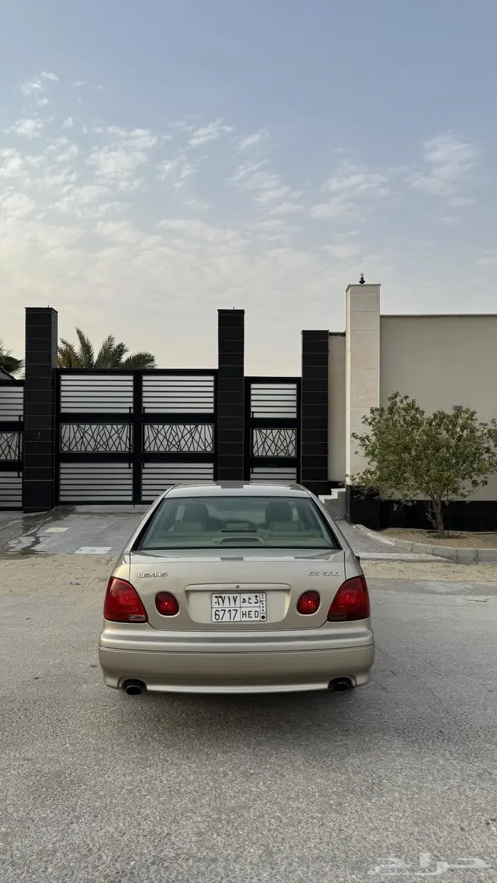 للبيع لكزس GS300 2001 عبداللطيف جميل 2