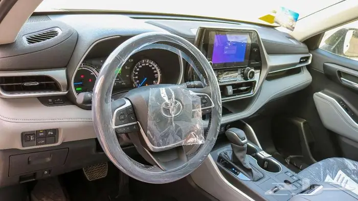 تويوتا هايلاندر جي ال اي 2025 ابيض كاش - اقساط 12