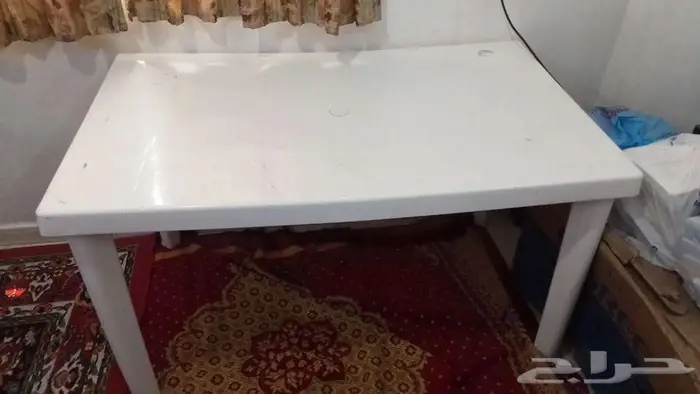 طاولات وكراسي للبيع المستعجل 3