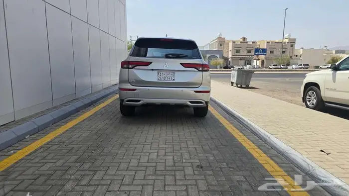 ميتسوبيشي اوتلاندر 2