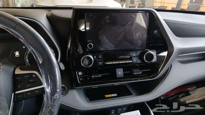 تويوتا هايلاندر GLE 2025 4