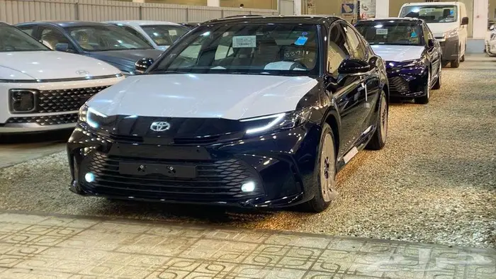 تويوتا كامري le hev 2025 كاش قسط ايجار منتهي بالتمليك 0