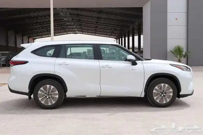 تويوتا هايلندر gle 11