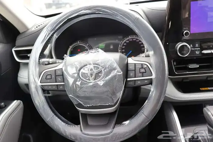 تويوتا هايلندر gle 9