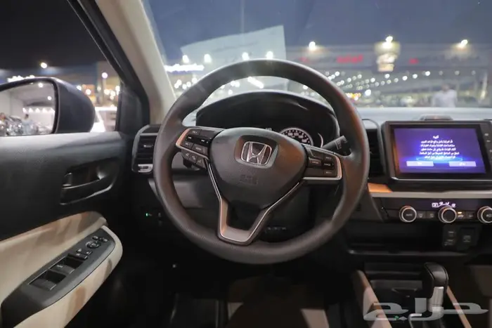 هوندا سيتي LX سبورت نص فل شاشة اربعة سلندر موديل 2024 15
