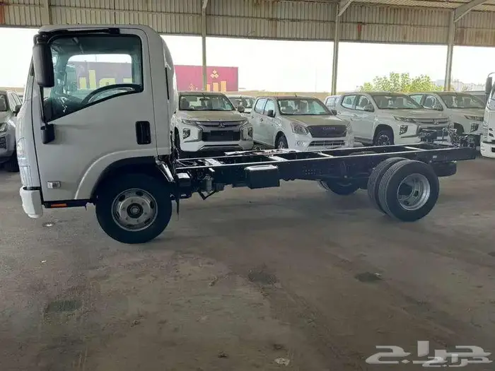 عرض خاص ايسوزو شاحنه دينا قلاب 2025 جميع الاحجام 4