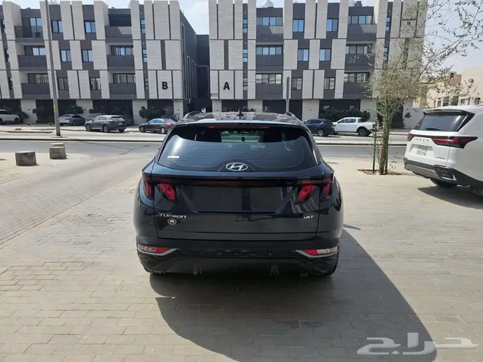HYUNDAI TUCSON 2023 MID FULL 1