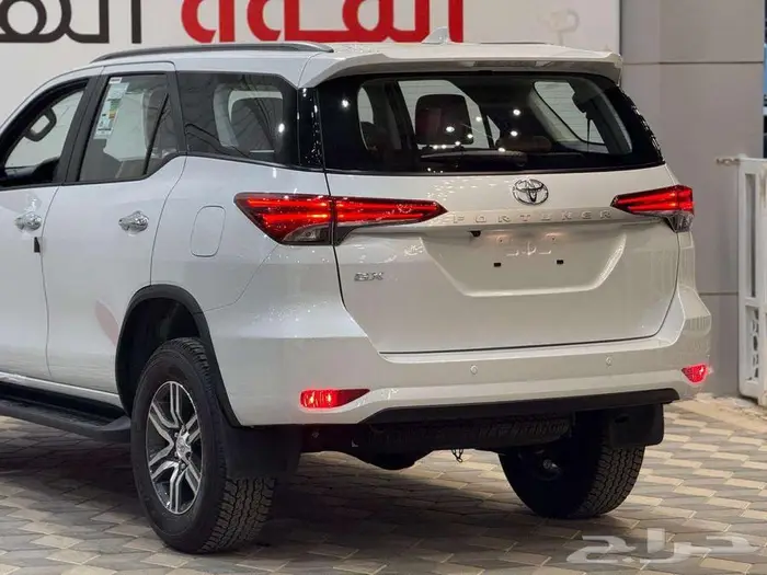 فورتشنر GX2 بنزين 2025 - أداء متميز كاش وتقسيط 18