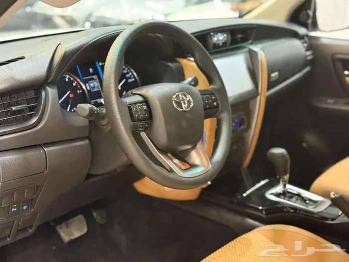 فورتشنر GX2 بنزين 2025 - أداء متميز كاش وتقسيط 2