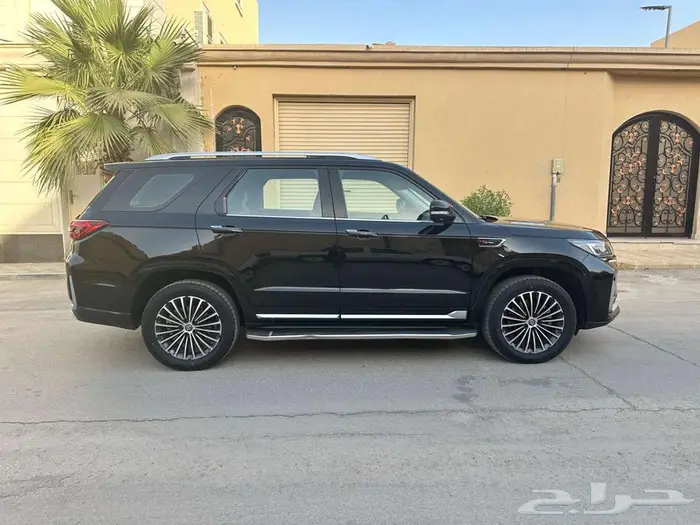 2022 Changan CS 95 half full options with sunroof n AWD 5